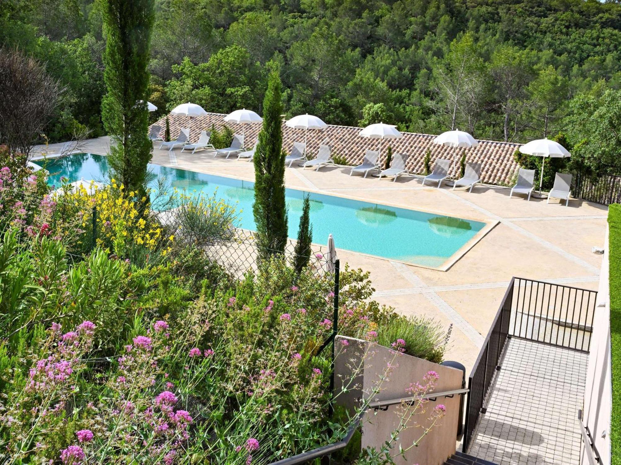 Mercure Brignoles Golf De Barbaroux & Spa Luaran gambar