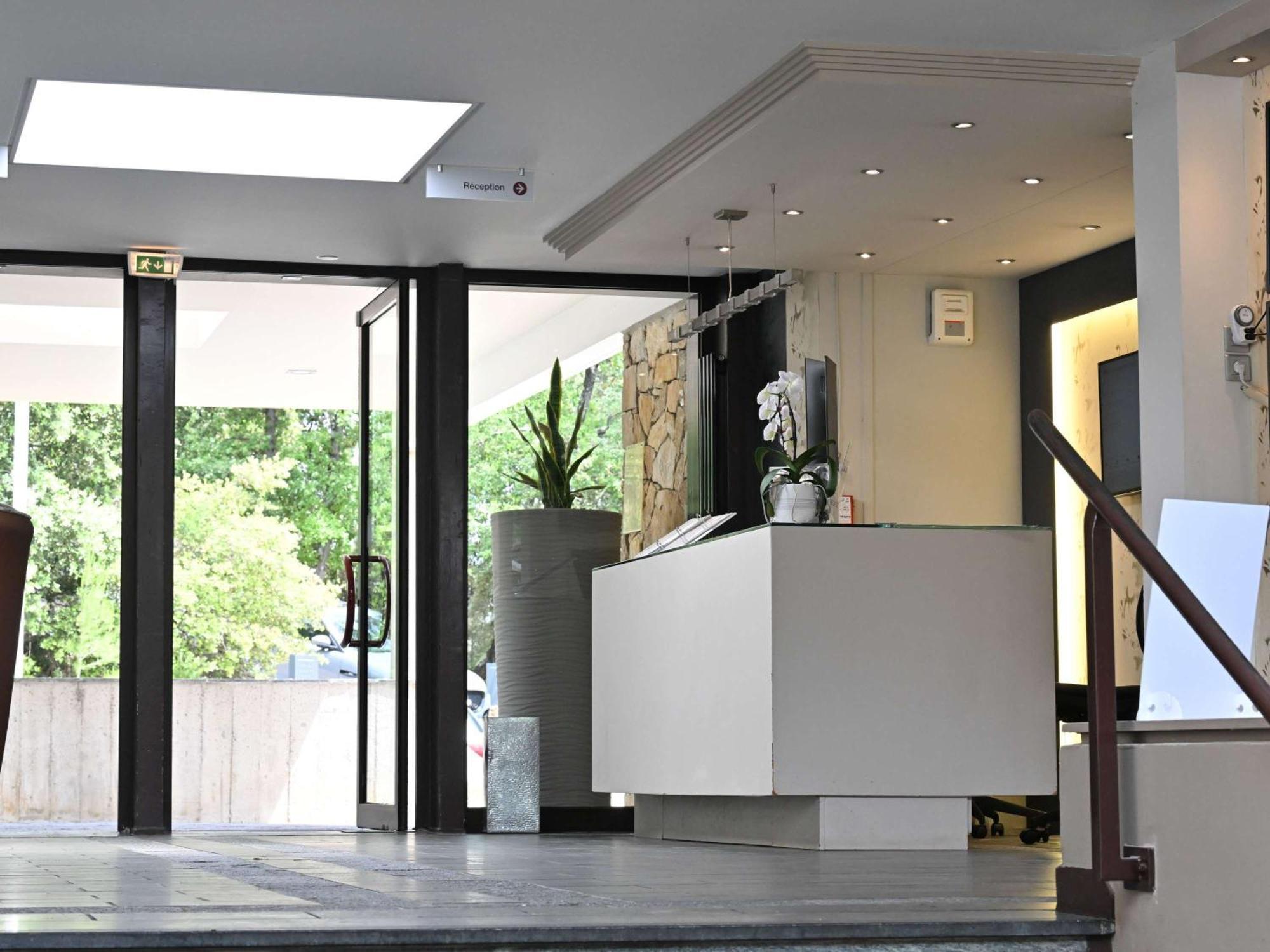 Mercure Brignoles Golf De Barbaroux & Spa Luaran gambar